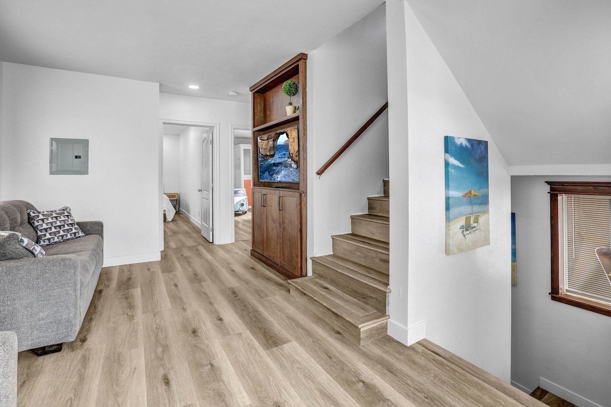 Oceanview Mission Beach Home 2025 Remodel 4Bedroom gallery image 4