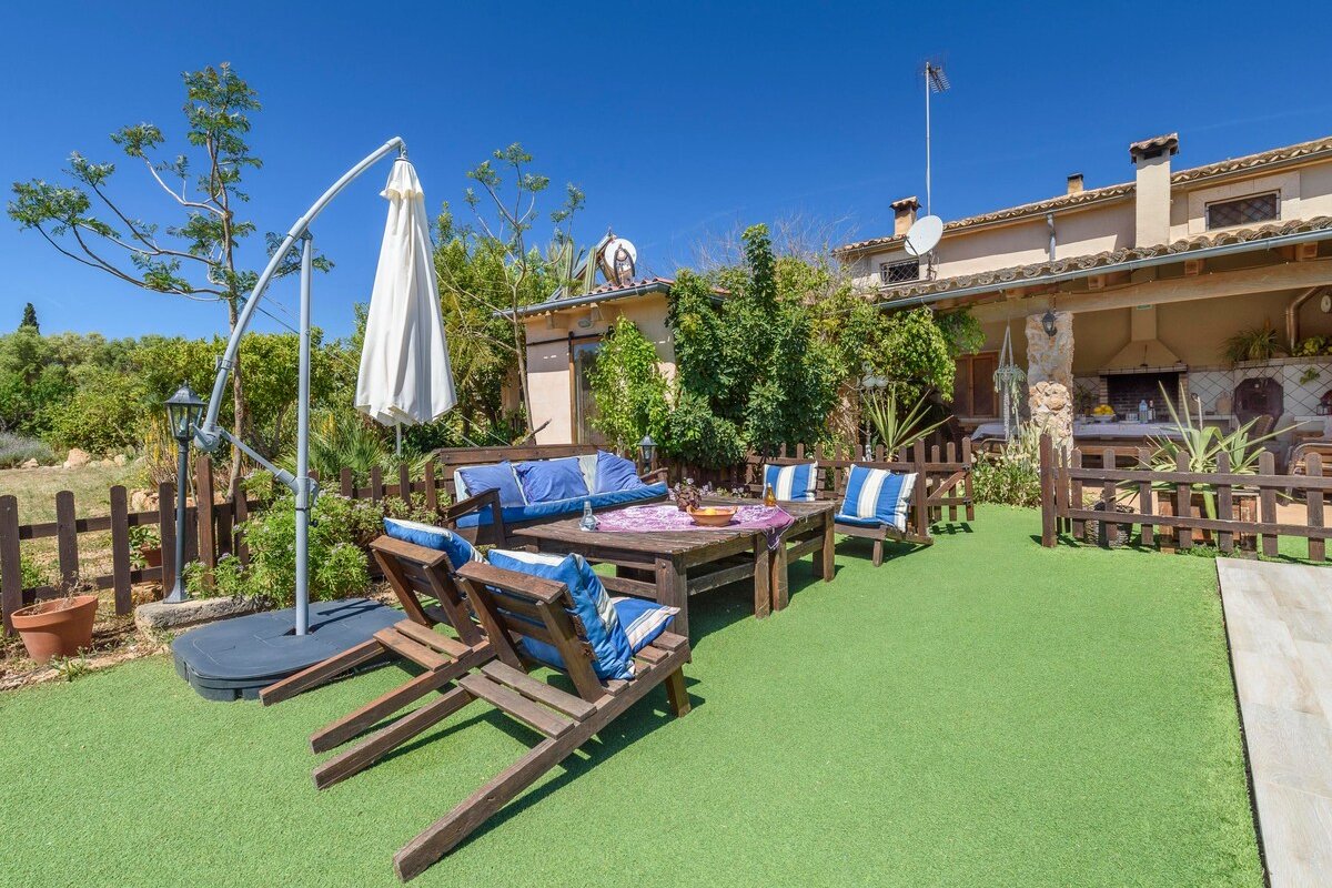 Son Antem gallery image 5