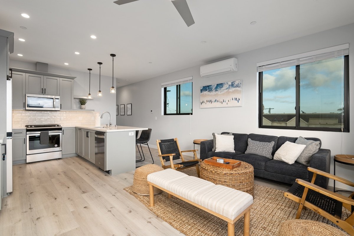 OCEAN VIEW – 1 block to the beach (6br/5ba) gallery image 4