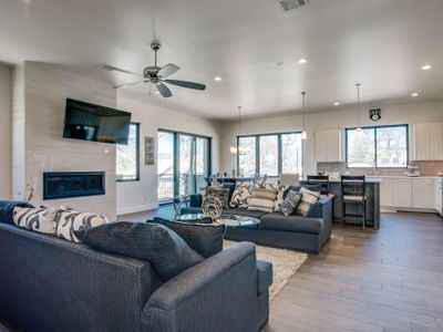 6 Bedrm+Modern+Elevated BishopArts-Dazzling View-1