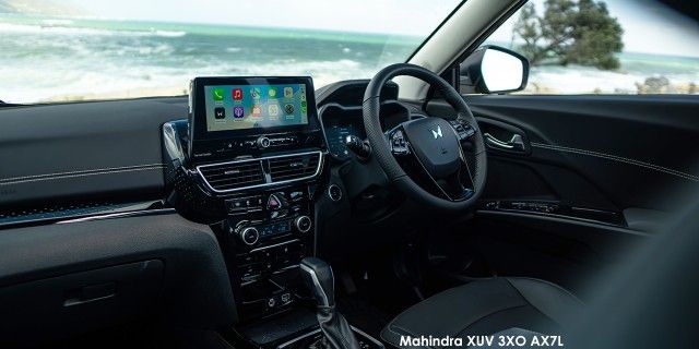 MAHINDRA XUV3XO 1.2T AX7L A/T - 10 