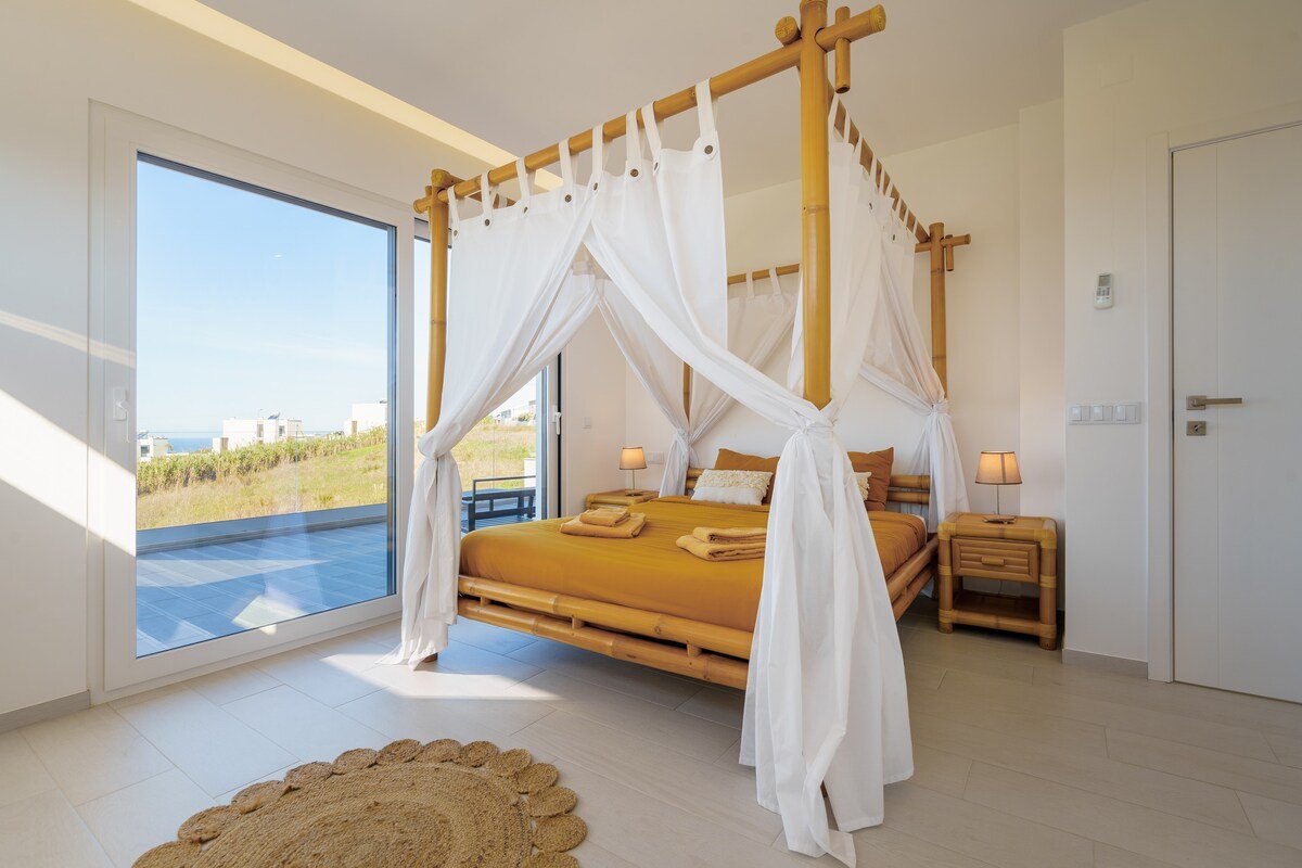 Villa Beach & Friends with ocean view gallery image 5