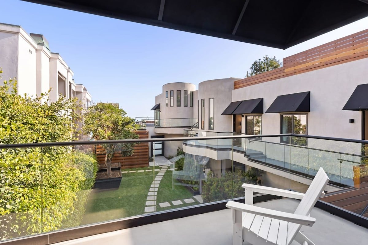 Malibu Sand Suite #15 – Ocean-side Carbon Beach gallery image 5