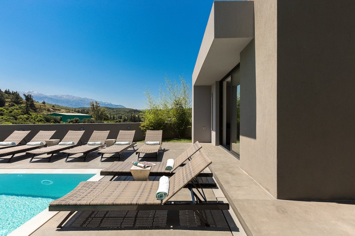 Villa Aspro, Top quality villa in the Nature! gallery image 3