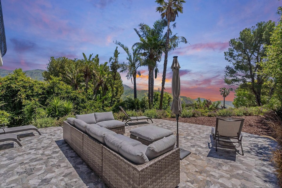 Peaceful 4BR w/ Ocean Views | Surrounded by Nature gallery image 3