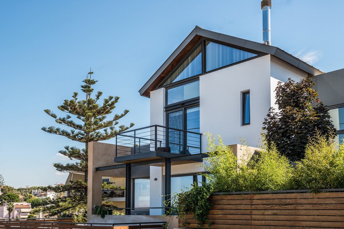 happy villa (Now with heated pool!) gallery image 5