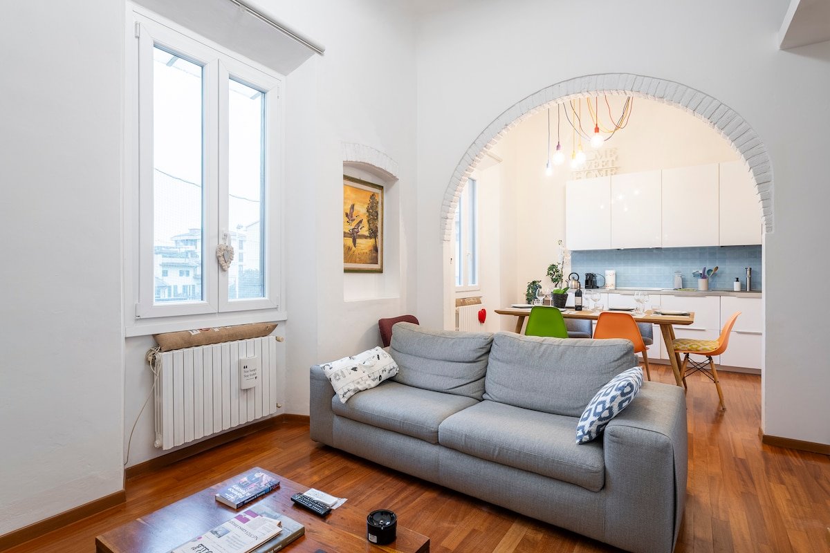 [1km from Center, Wifi, A/C] Orcagna Design gallery image 3