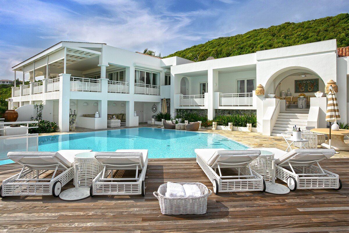 L’Oasis (6 bedrooms) – Stunning beachfront villa f gallery image 2