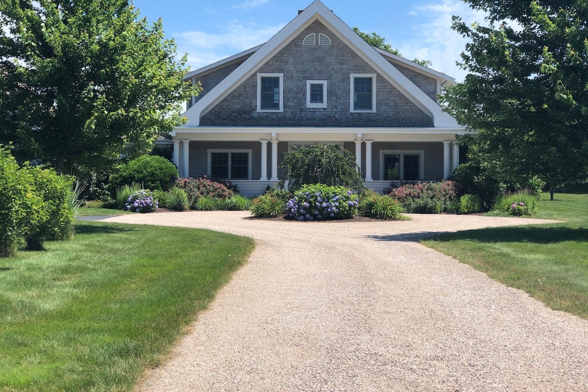 Pickleball & Heated Pool in private backyard oasis gallery image 5