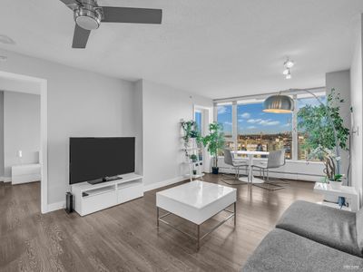 ~Vibrant 2BR Condo in the Heart of Vancouver