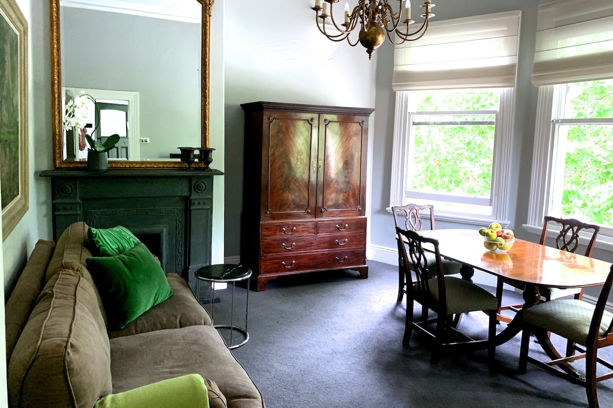 ST KILDA – Grand Mansion gallery image 3