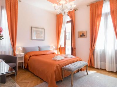 Procuratie Uno & Due elegant and bright apartments