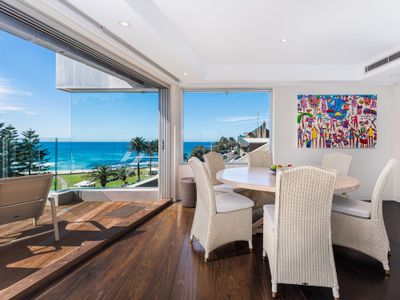 Beachside Penthouse in Bronte