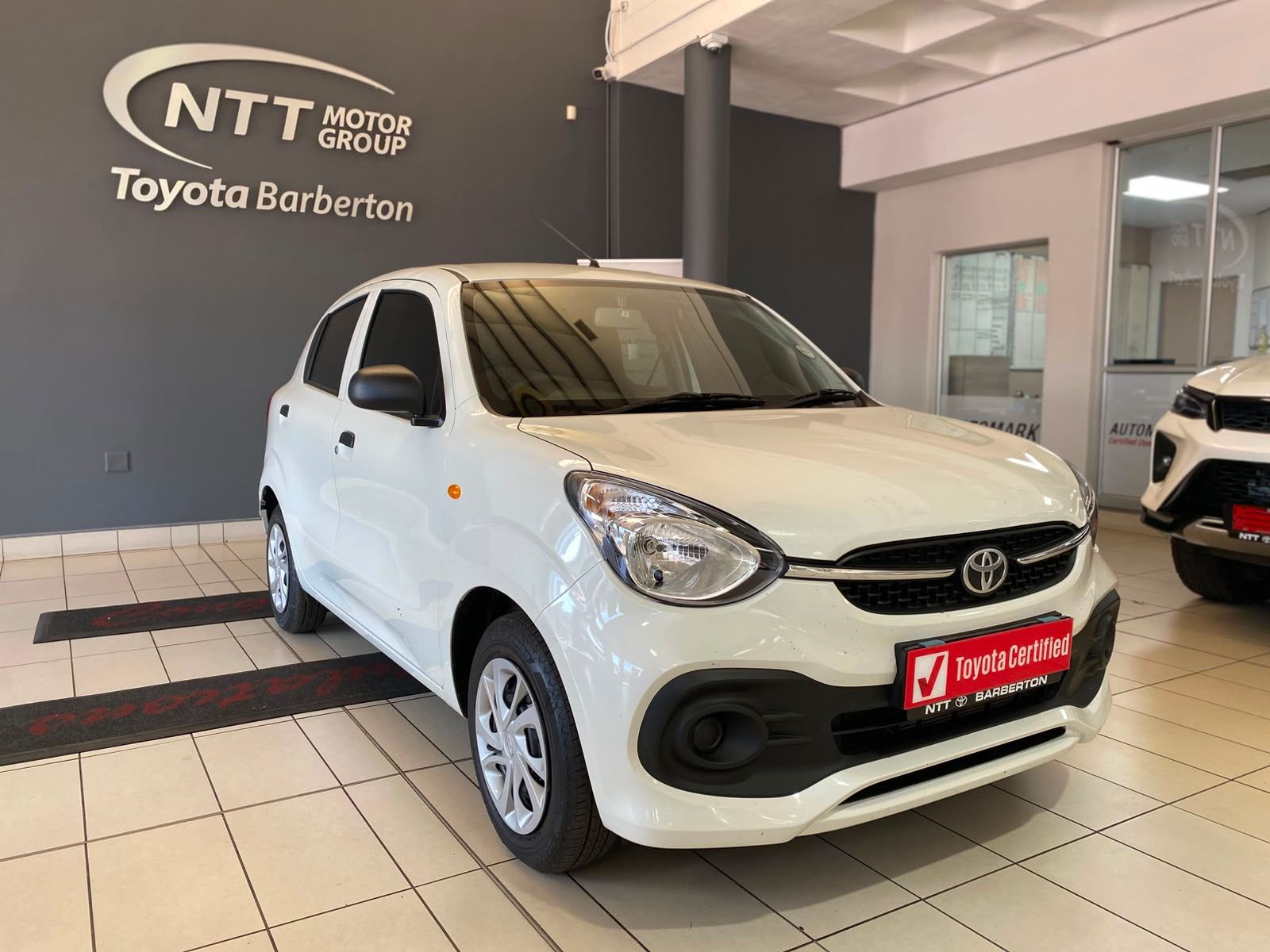 TOYOTA VITZ 1.0 for Sale in South Africa