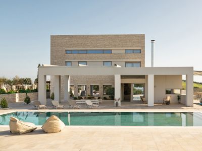 Diktamon Retreat Luxury Villa