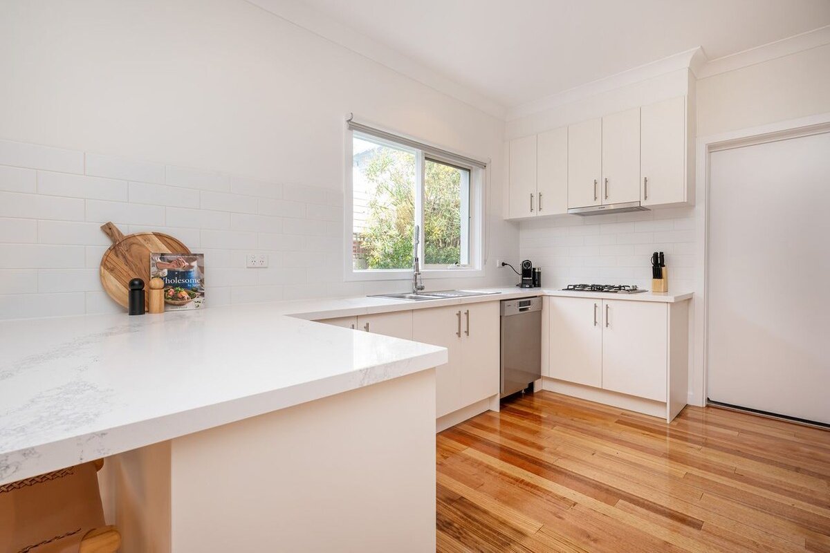 Simply Hampton gallery image 5