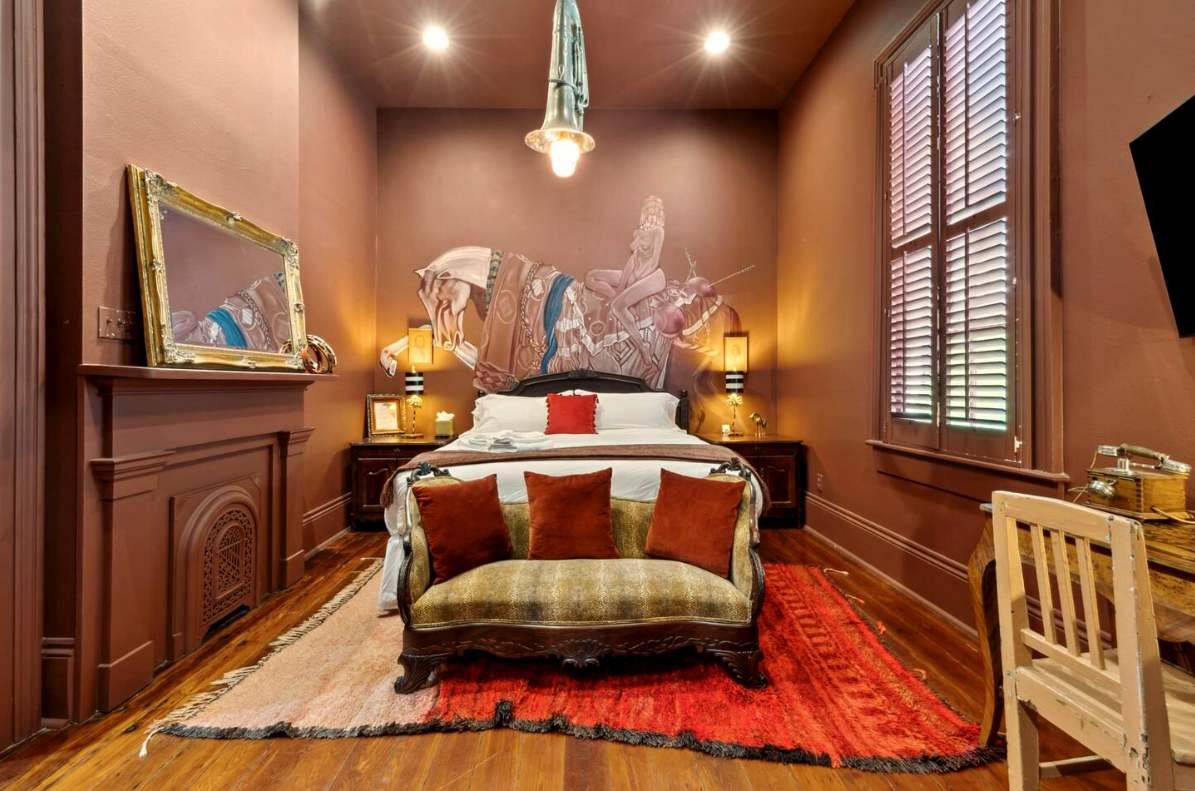 Iconic Mansion w/Private Pool & Spa, Walk Downtown gallery image 5