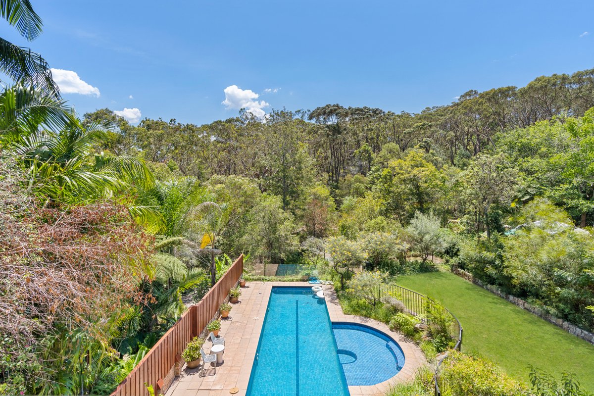 Poolside oasis – outdoor living at its best