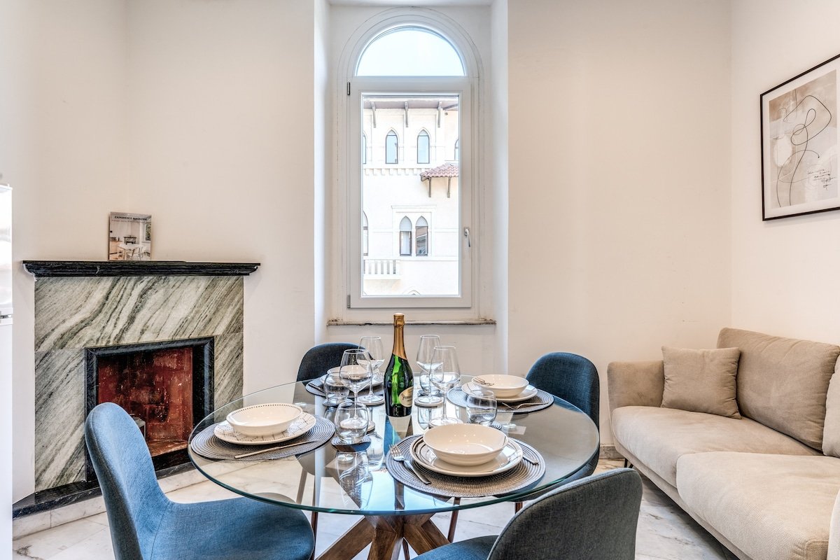 Venere Apartments – The Trident Retreat gallery image 2