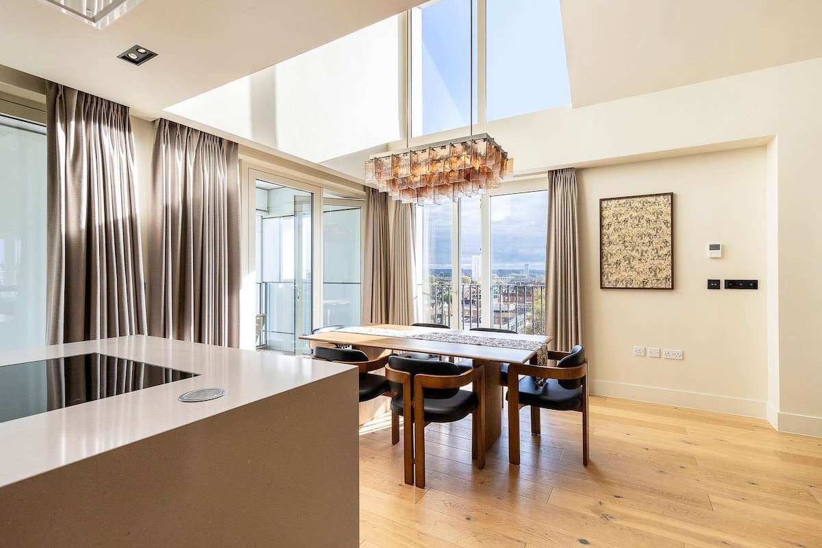 3BR 2BTH penthouse in Central London gallery image 2