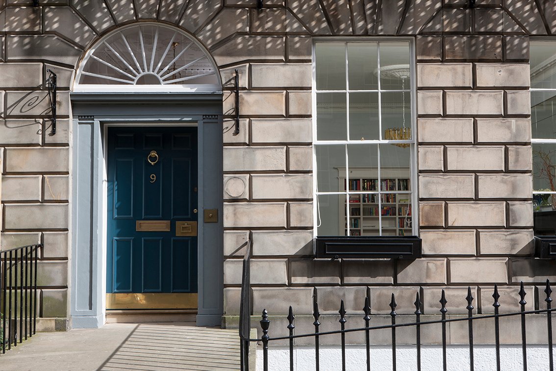 LUXURY EDINBURGH APARTMENT