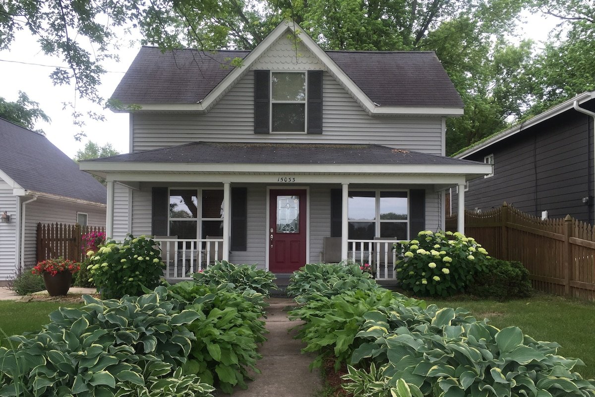 South Hill home close to historic Stillwater gallery image 2