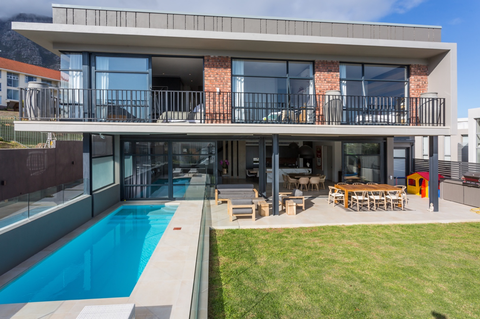 Photo 2 of Villa 42 accommodation in Camps Bay, Cape Town with 5 bedrooms and 5 bathrooms