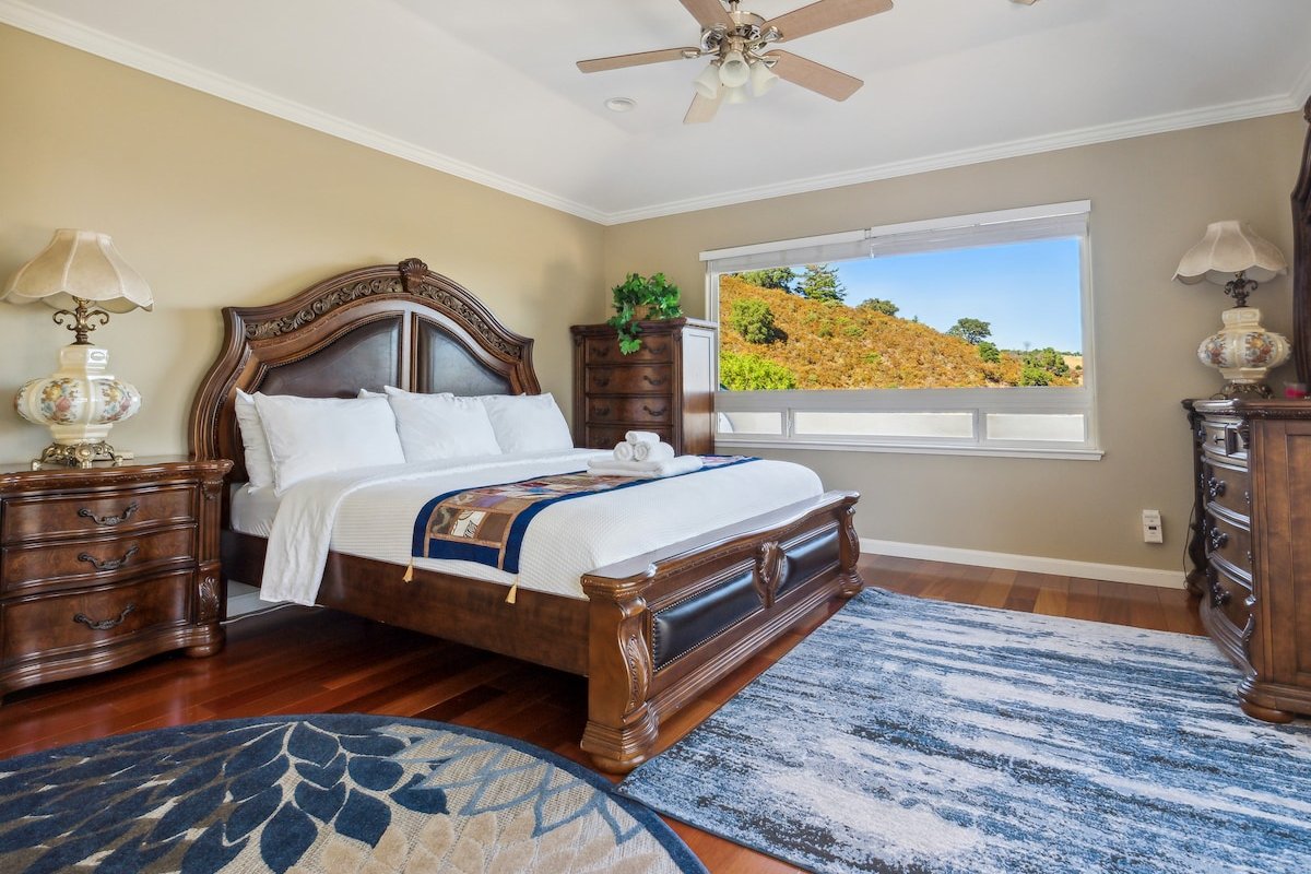 7 Bedrooms, Large,Private Villa with Gorgeous View gallery image 5