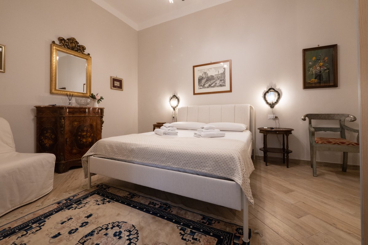 Minerva House | Pantheon