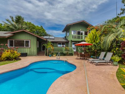 Hale Ohia: w/ Pool, Ocean/Mountain Views & BBQ