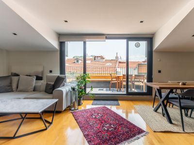 2+1 Central Lux Apartment in Cihangir Beyoglu