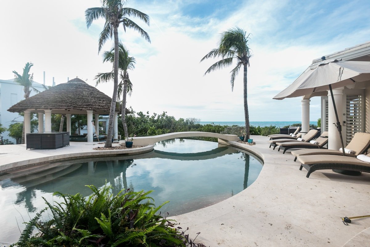 Avalon gallery image 2