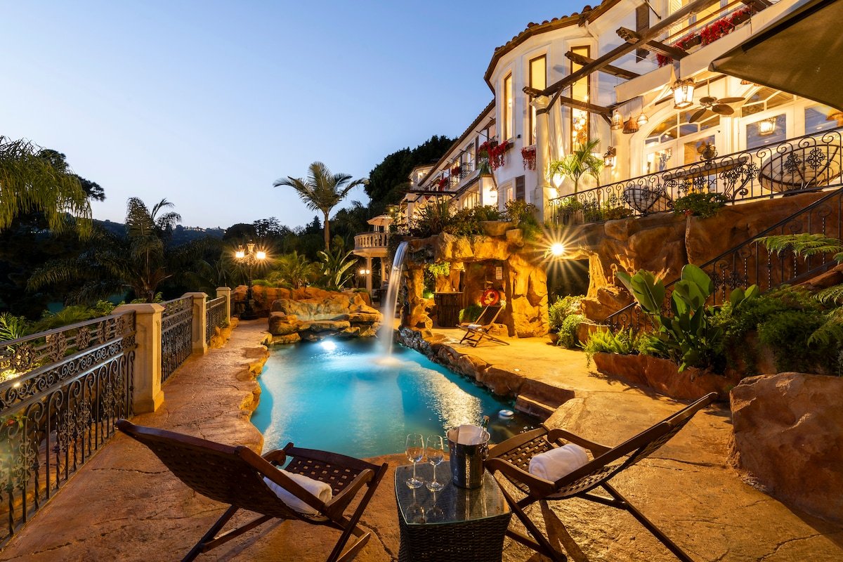 Luxurious Villa 6BD with Pool & View gallery image 2