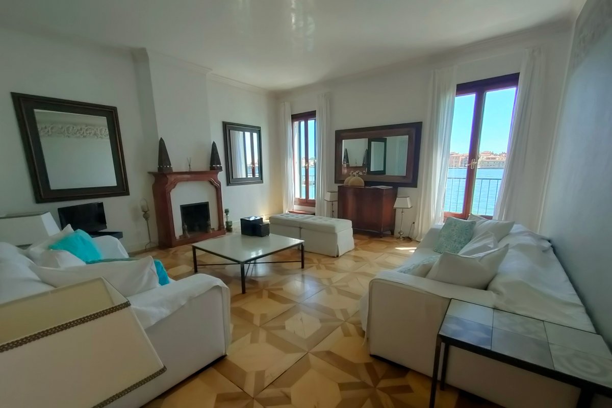 La Grande Bellezza (Deluxe House)