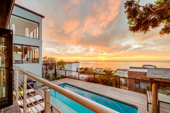 Sunset Views Villa Photo 4
