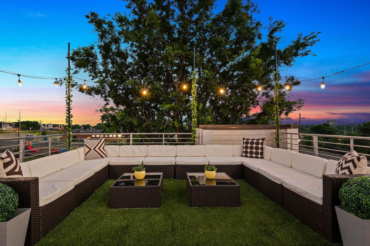 Two luxury homes~ Walkable to The Gulch & Downtown gallery image 4