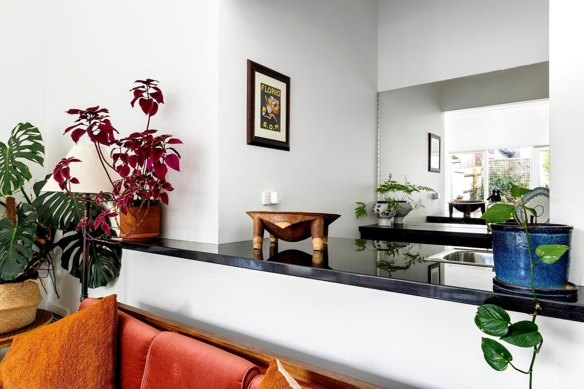 Historic Urban Sanctuary w/ Modern Flair & Parking gallery image 3