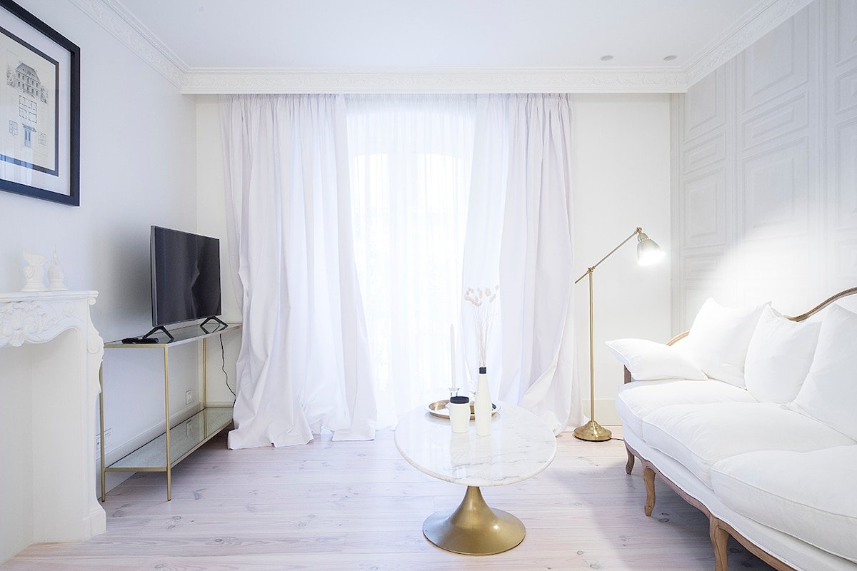 ♡ Brand New⎮ Beachfront ⎮3 min Old Town Anvers ♡ gallery image 4