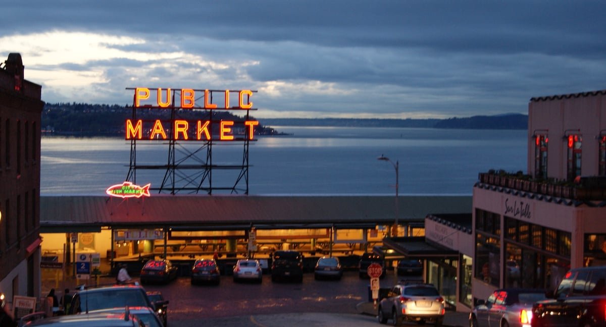 Waterfront 2BD Next to Pike Place w/ Private Patio gallery image 4