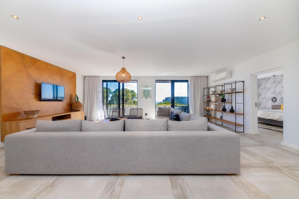 Penthouse Paradise gallery image 4