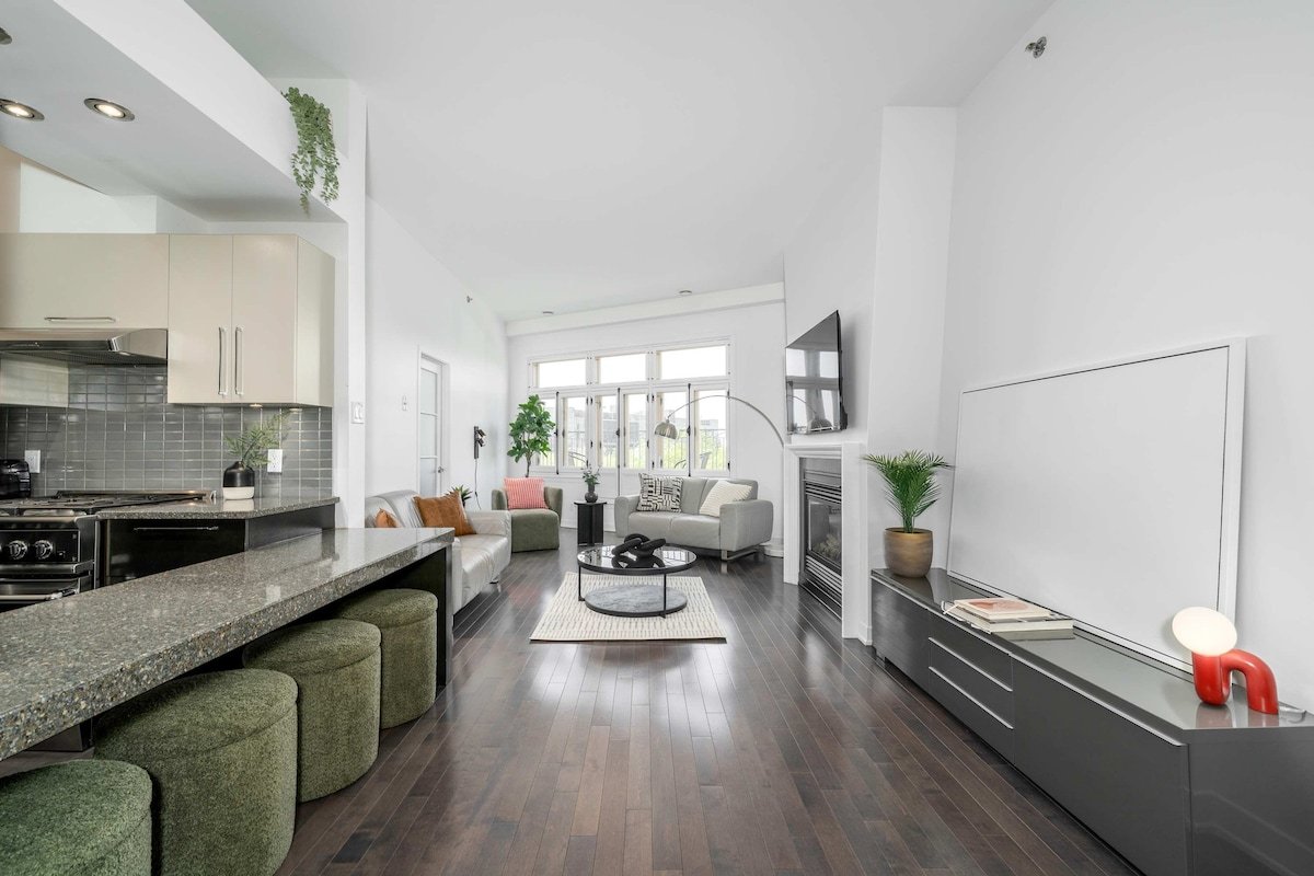 Le Penthouse du Palais | au cœur du vieux Québec gallery image 2