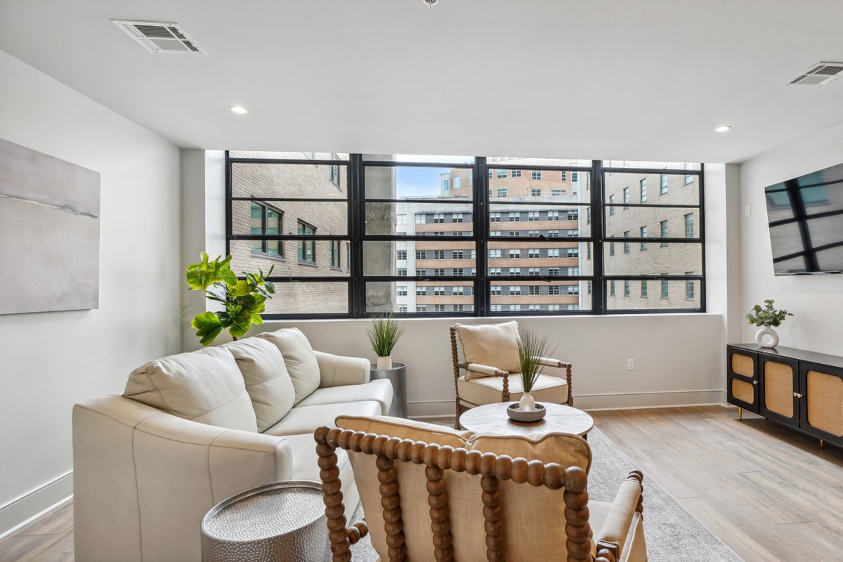 Spacious Combo Unit, Perfect for a Saints Game!