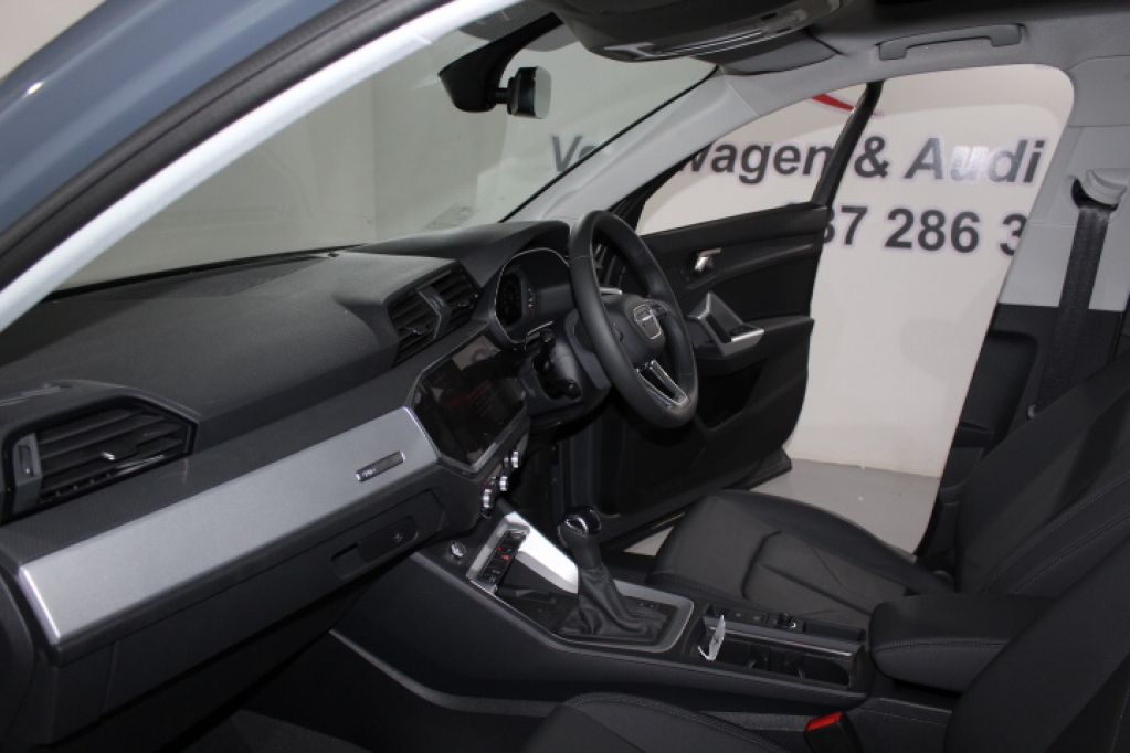 Used car gallery