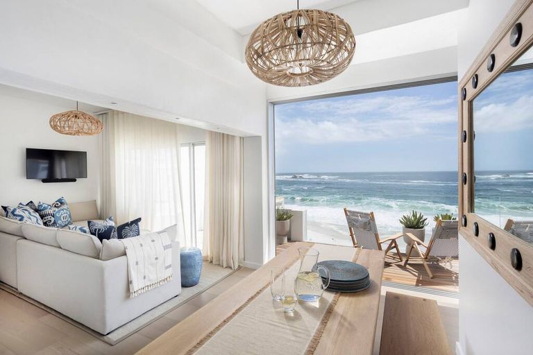 Conch Apartment featured image
