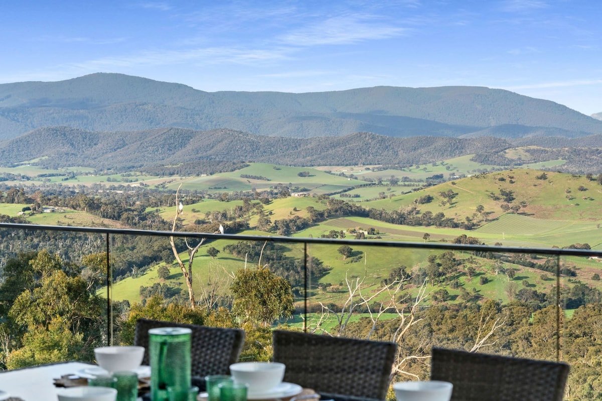 Skyline Views Yarra Valley’s Elevated Escape gallery image 2