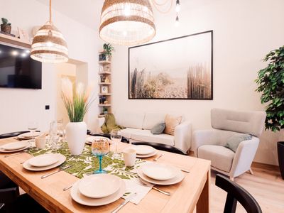 Harmony Apt/9 Guests/Self Check-In/4 BR/Old Riga