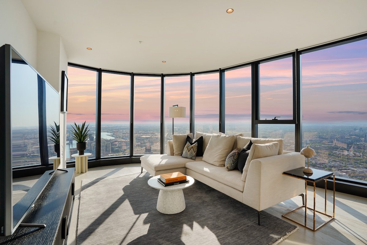 Level 72 Premium Perfect Place In Mel CBD 3B2B1C gallery image 2