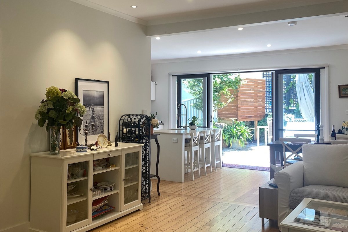 Hampton’s style beach house in the heart of Avalon gallery image 2