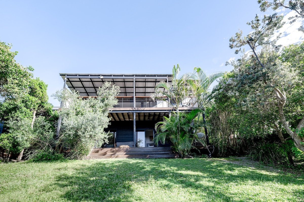 Absolute Beachfront House with Pool & Views gallery image 5