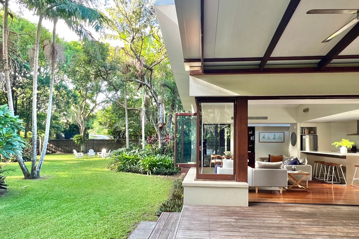 Beachfront Byron Bay – Family + Pets + Heated Pool